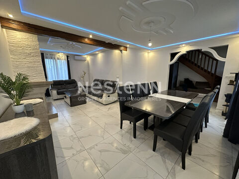   Belle maison familiale de 190 m� � La Chapelle-Vend�moise, 5 chambres, cuisine �quip�e, po�le � granul�s, garage et terrain de 1 Maison - 8 pi�ce(s) - 190 m�