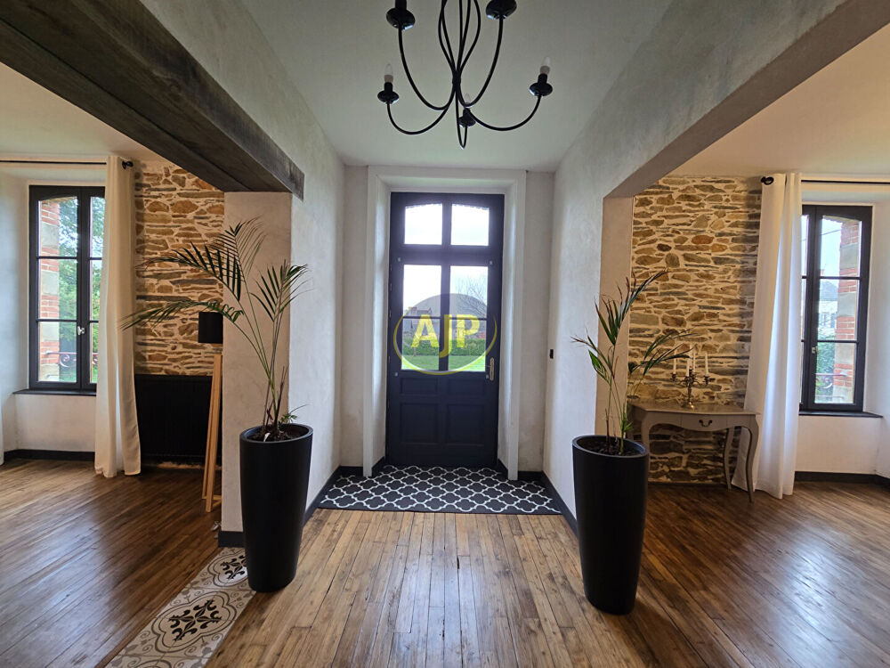 Maison Bourgeoise Guemene Penfao 8 pièces, 228 m² , grenier et terrain