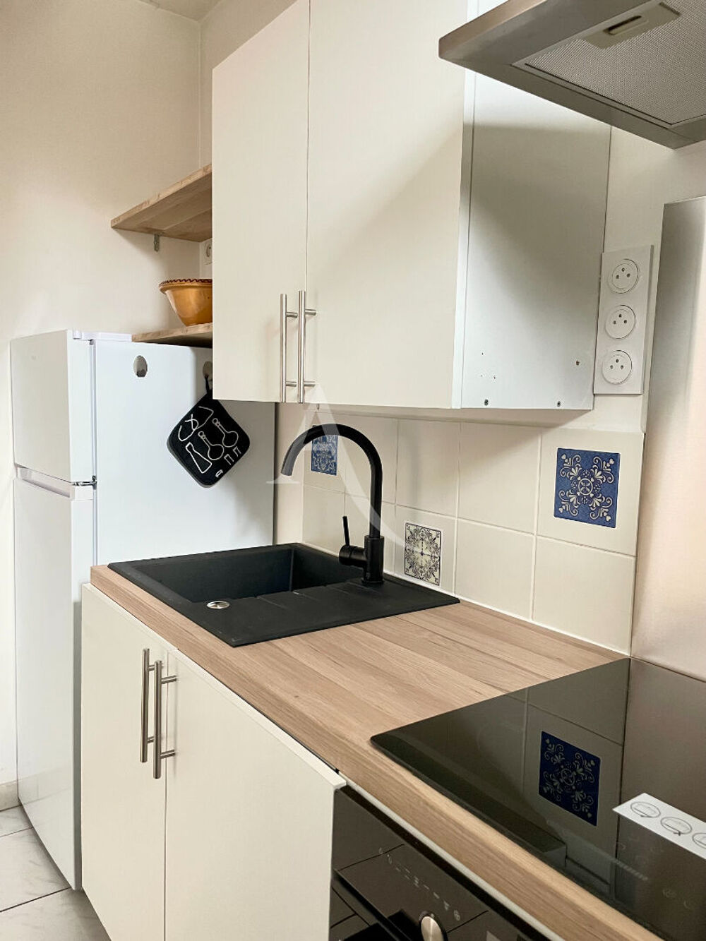 Location Maison A LOUER à CHATELAIN - Belle Petite Maison T2 - 48 m2 Chatelain