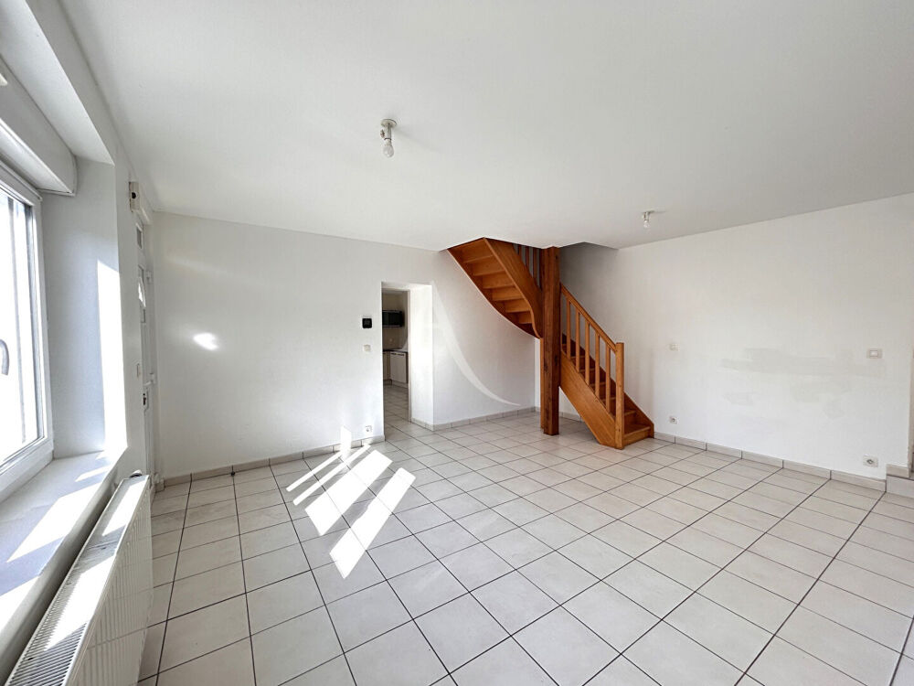 "MAISON YVRE L'ÉVEQUE 4 PIECES 98M2"