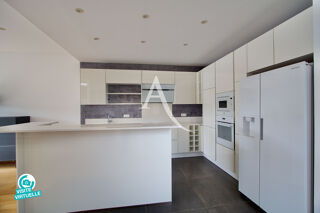  Maison  vendre 7 pices 175 m