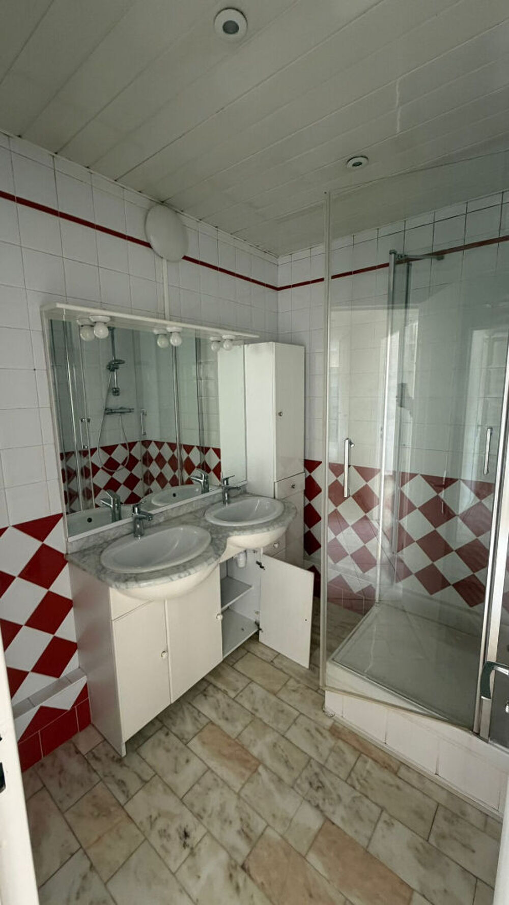 Location Appartement Appartement 3 pièces à louer à Chelles - Réf. 127 Chelles