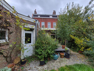  Maison � vendre 8 pi�ces 332 m�