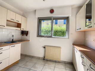  Appartement à louer 3 pièces 63 m²
