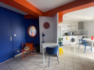  Appartement à louer 2 pièces 43 m²