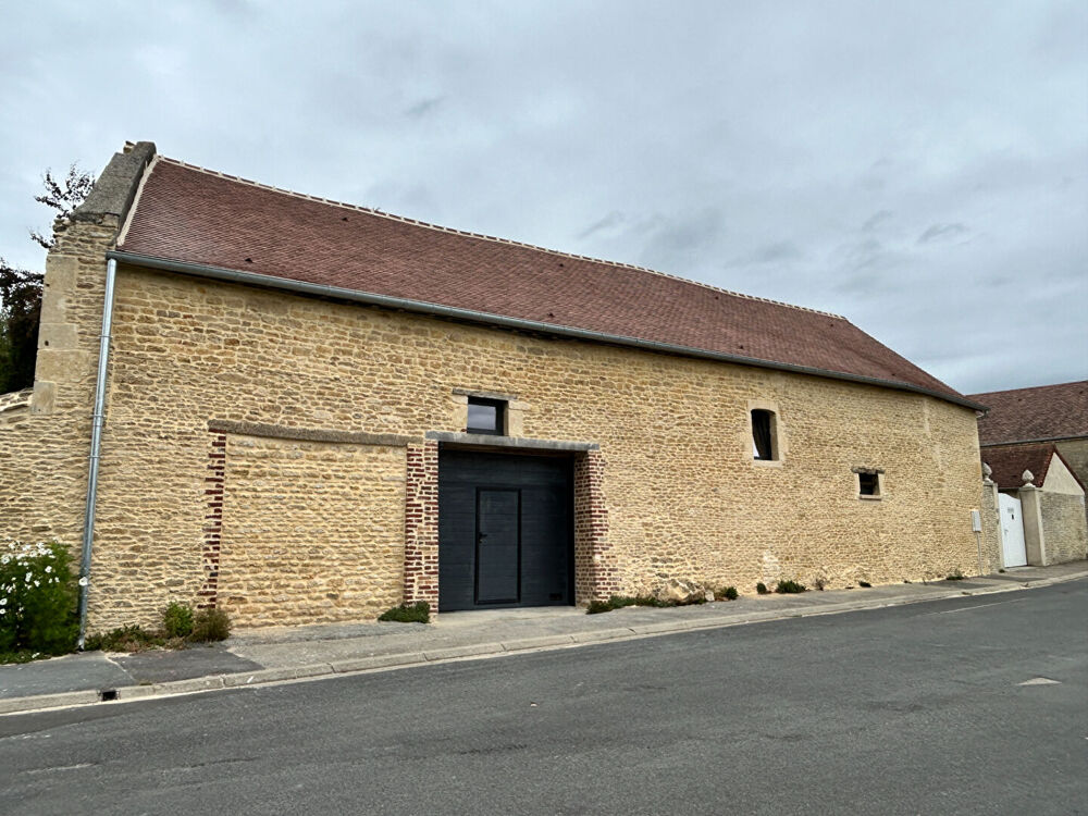 Bâtiment en pierres rénové,137m² , à aménager, Moult Chicheboville