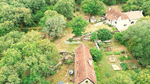  Corps de ferme en situation isolée sur le Causse Maison - 7 pièce(s) - 230 m²