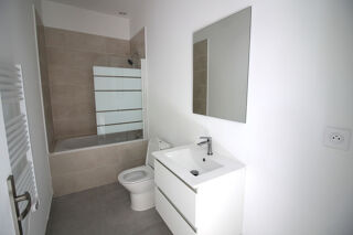  Appartement à louer 2 pièces 42 m²
