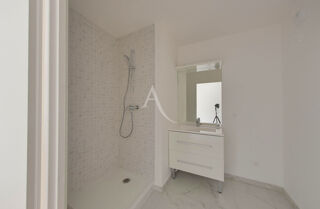 Appartement à louer 2 pièces 52 m²
