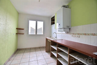 Appartement à louer 3 pièces 68 m²