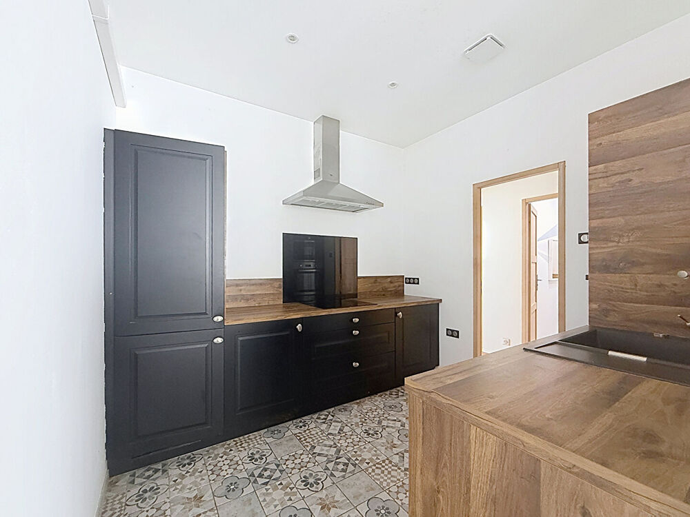 Vente Appartement Appartement 4 pièces à vendre à Toulon - Champs de Mars, 113 m², calme et lumineux Toulon
