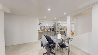  Immeuble � vendre 11 pi�ces 213 m�