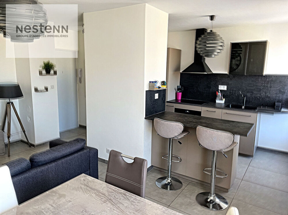Vente Appartement Appartement 2 pièces rénové en dernier étage à Toulon ouest Temple. Toulon