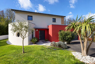 Maison 7 pièces 162 m² · à Montaigu Vendee · 162 m² · 479 000 €