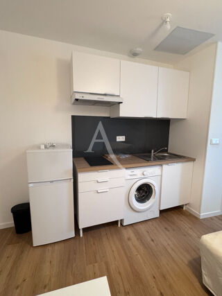  Appartement à louer 1 pièce 22 m²
