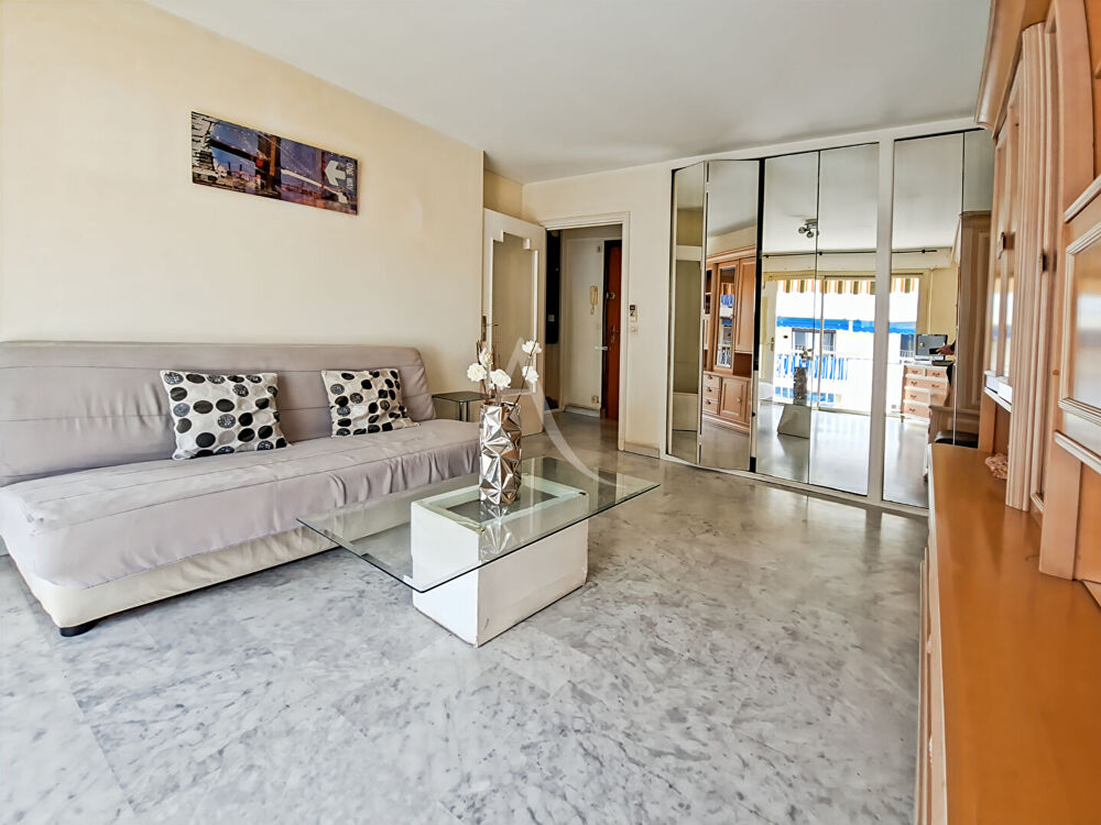 Appartement Cannes 2 pièces 30m² _ Les Anglais _ Lumineux _ Terrasse vue dégagée colline