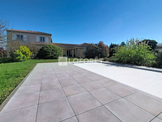  Maison à vendre 6 pièces 184 m²