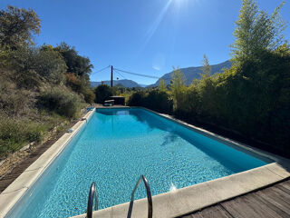  Maison � vendre 7 pi�ces 200 m�