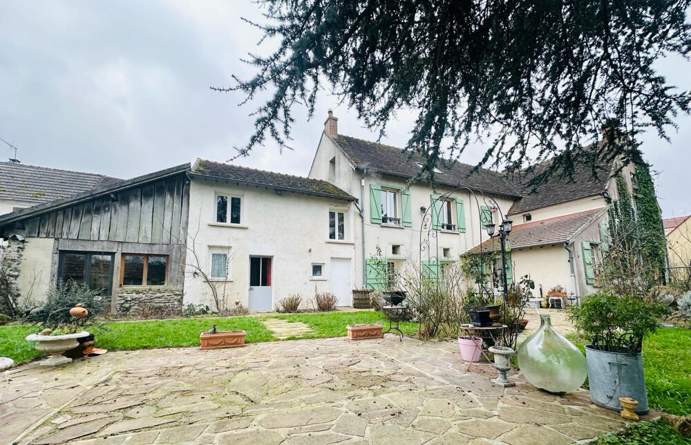 Maison 14 pièces 305 m² · à Jouarre · 305 m² · 595 000 €
