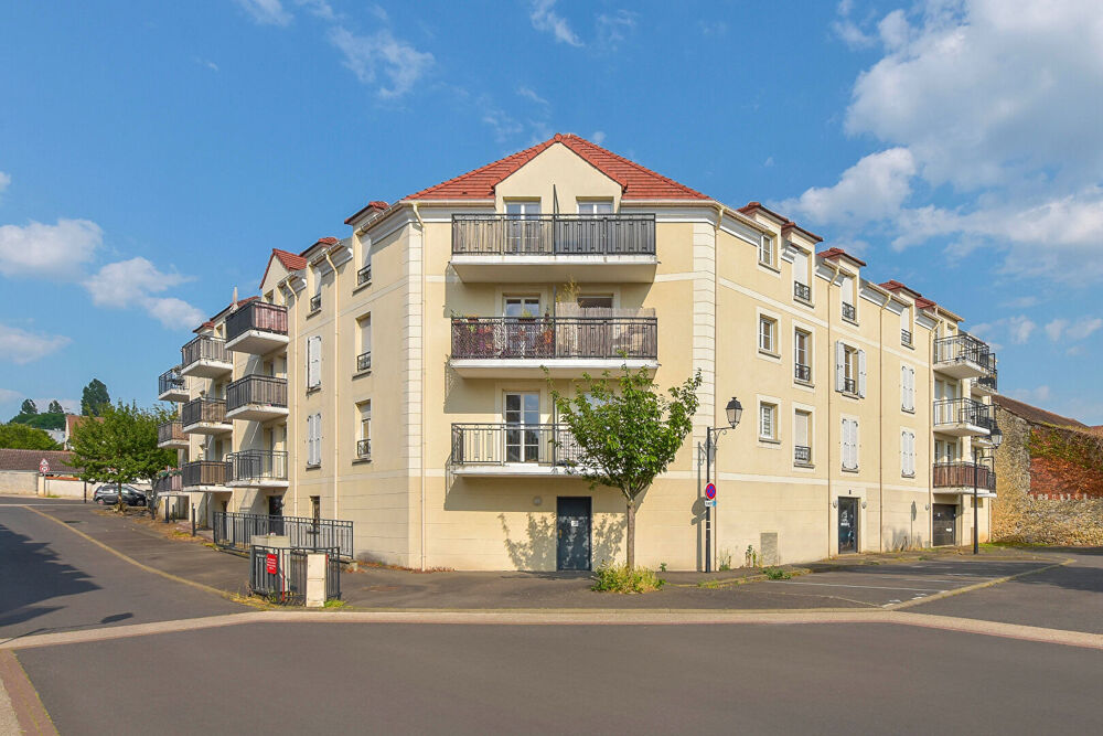 Exclusivité l'Adresse Concept Premium ? Charmant 2 pièces avec terrasse et 2 stationnements à Brie-Comte-Robert