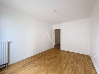  Appartement à louer 3 pièces 53 m²