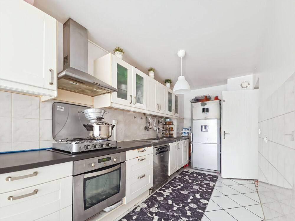 Vente Appartement Appartement 5 pièces 93 m² balcon cave et parking Les mureaux