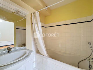  Appartement à louer 2 pièces 40 m²