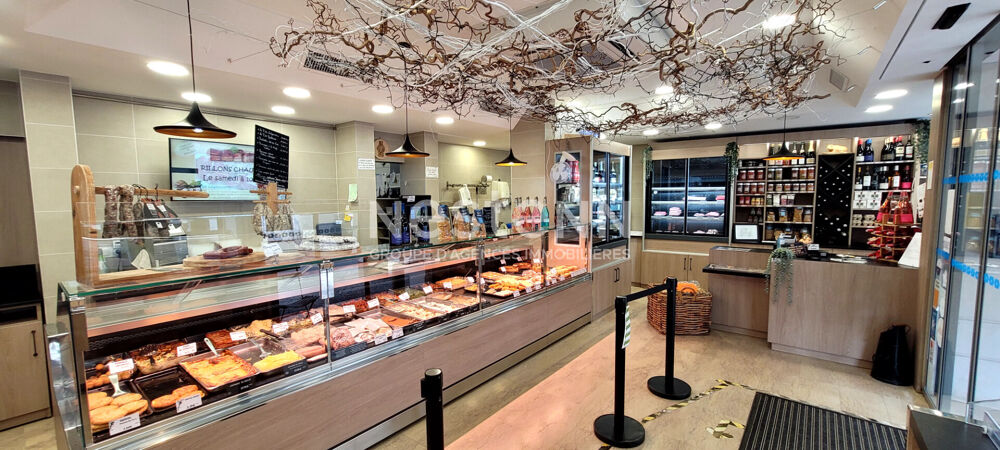   Boucherie établie en coeur de ville. Fort potentiel de développement 