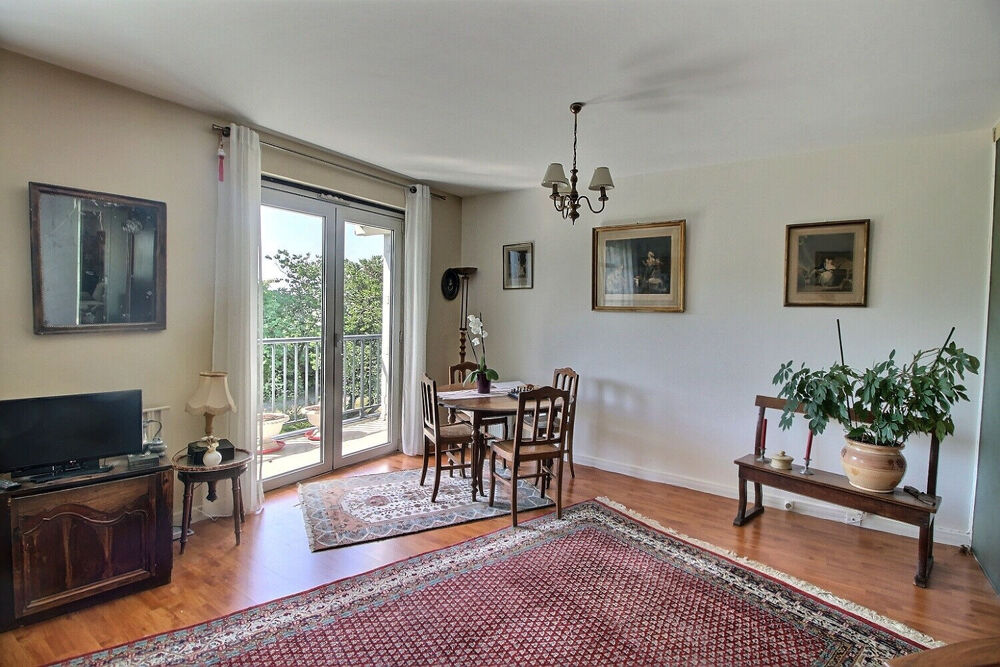 Vente Appartement Appartement 4 pièces à vendre à Massy, quartier conservatoire - 90,11 m², avec balcon, cave et loggia Massy