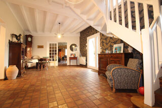  Maison � vendre 7 pi�ces 264 m�