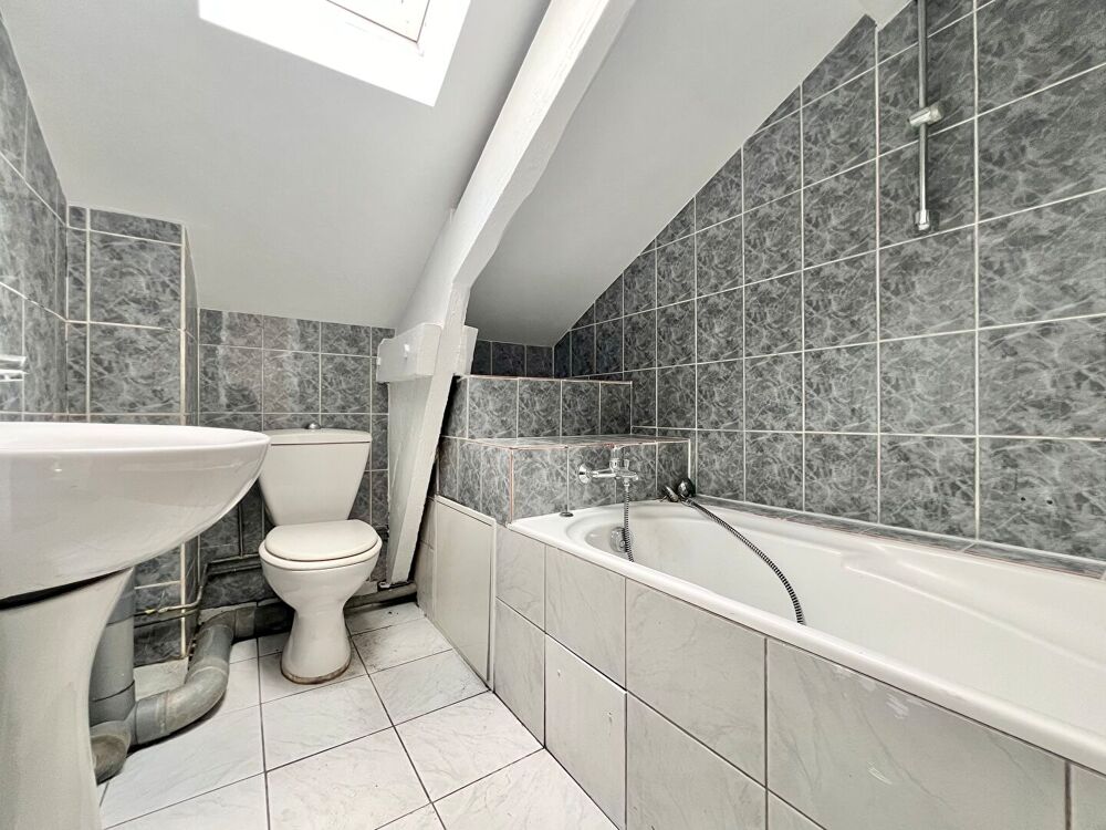 Vente Appartement Alfortville Nord - Studio de 20.43 m2 Loi Carrez et 28.95 m2 au sol Alfortville
