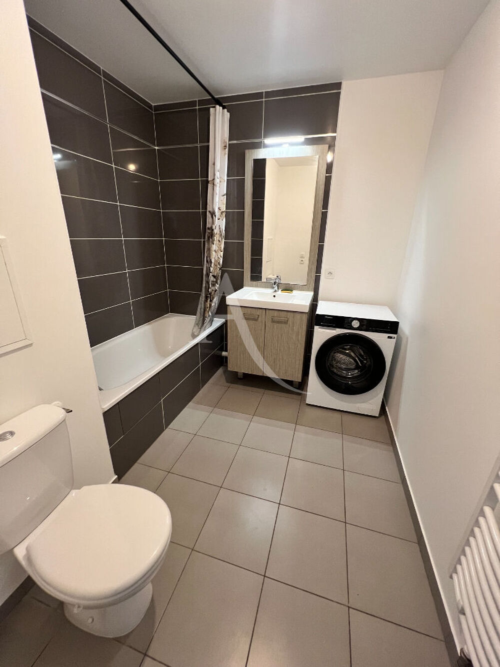 Location Appartement T2 41m² + BALCON + PARKING - CERGY LE HAUT Cergy
