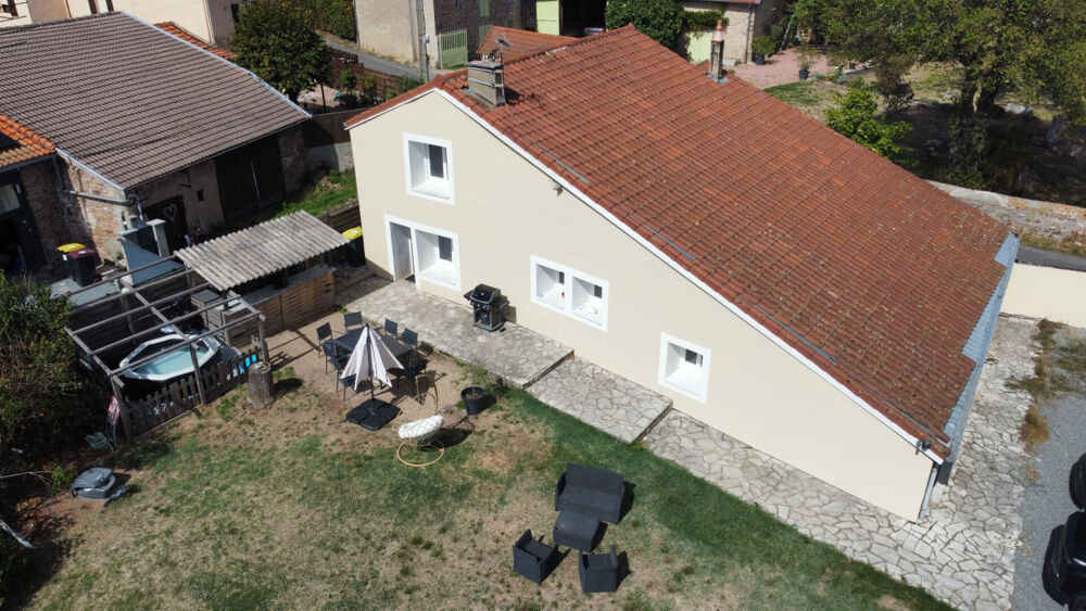Maison Ambierle 6 pièce(s) 147 m2