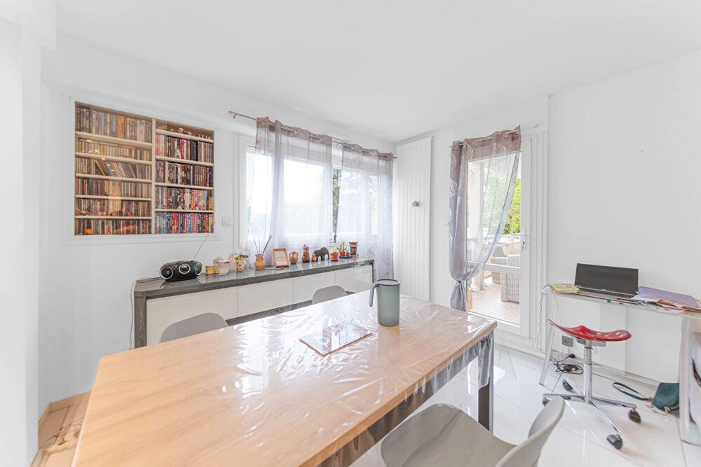 Vente Appartement Appartement Chalon Sur Saône 5 pièce(s) 106.86 m2, balcon, local à vélos, facililté de stationnemenent Chalon sur saone