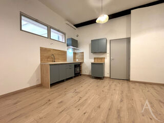  Appartement à louer 2 pièces 42 m²