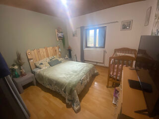  Immeuble � vendre 235 m�