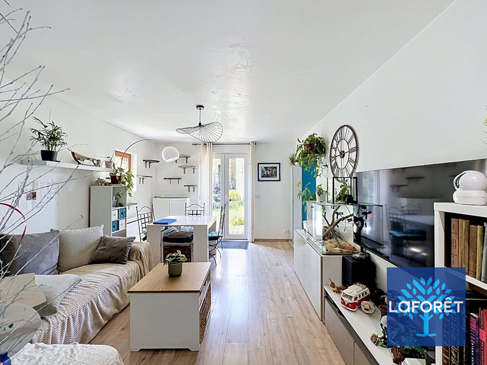 Appartement Saint-Vrain, 3 pièces de PLAIN PIED, terrasse privative