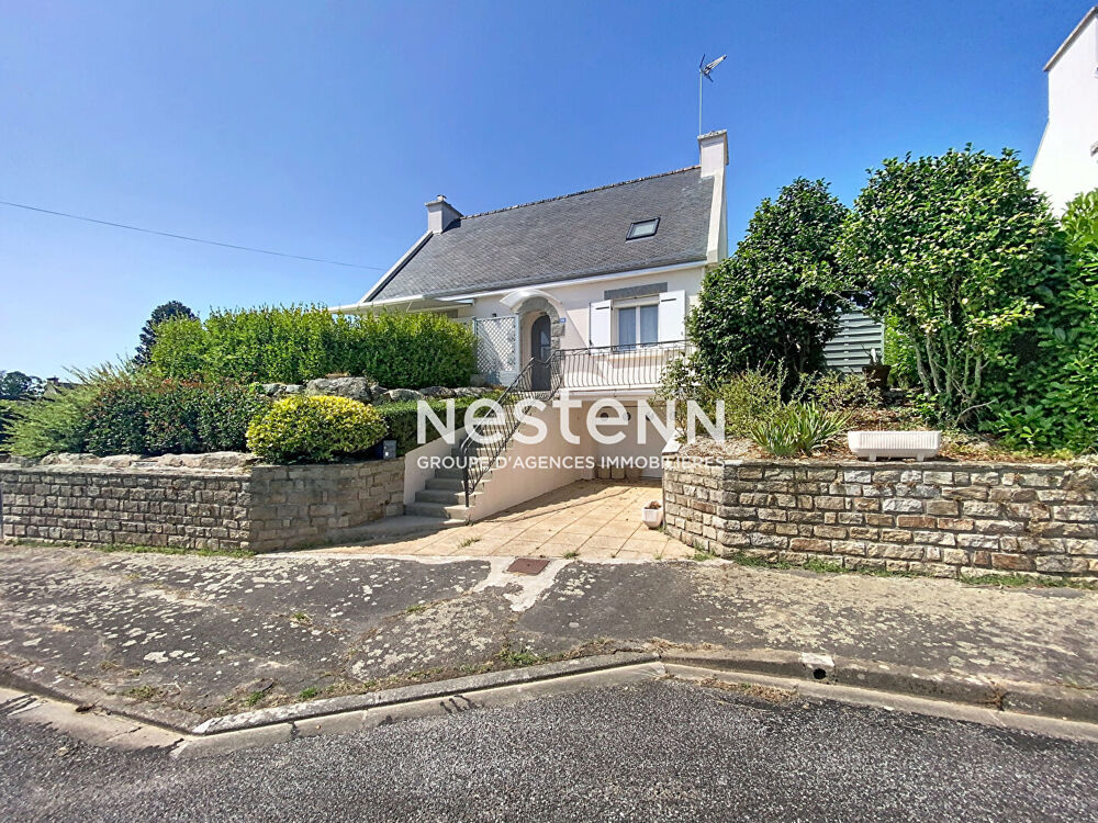 Bourg de Bannalec, Maison de 110m² avec 3 Chambres.