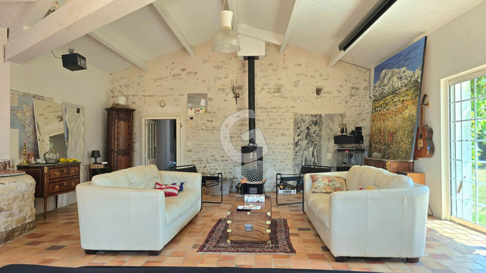 à vendre  Maison Saint-Vincent-sur-Jard (85520)