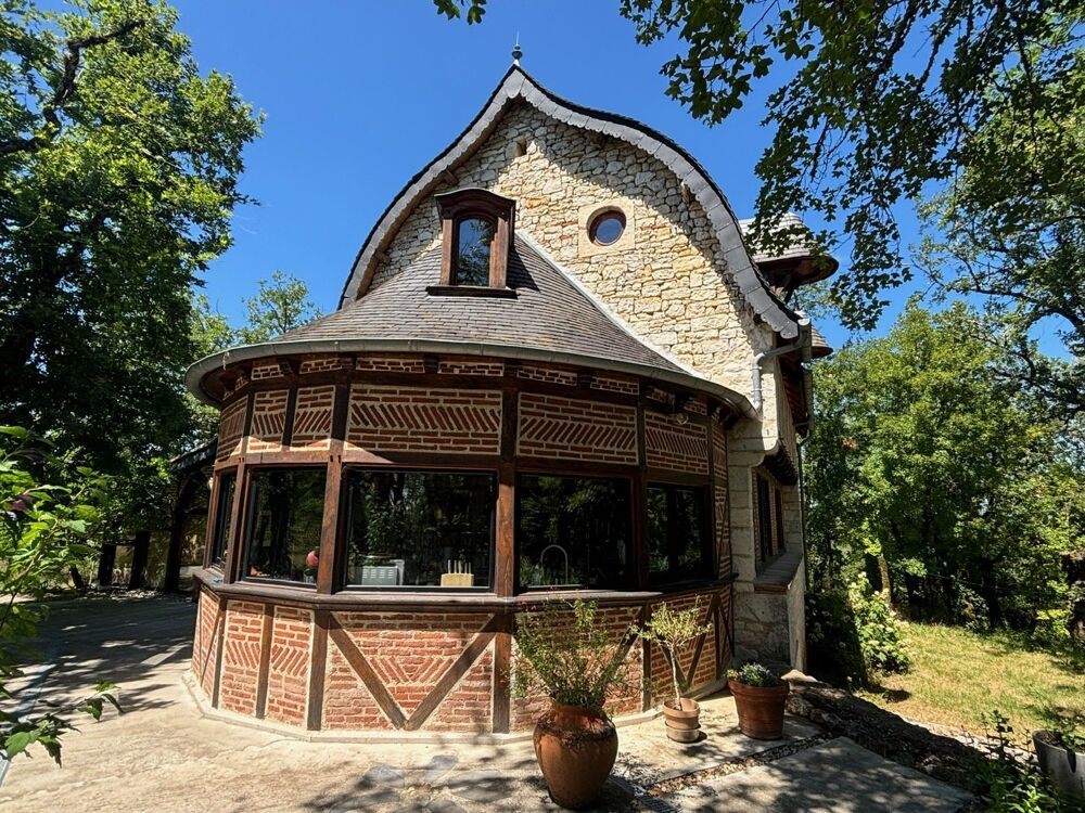 Vente Maison Maison 18e Siècle avec 8,5ha Saint pantaleon
