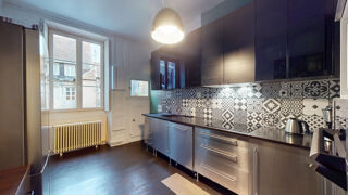  Appartement à vendre 6 pièces 143 m²