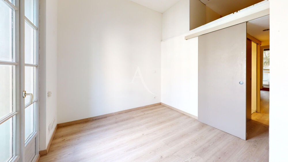 Vente Appartement MONTPELLIER SECTEUR GARE  T1 BIS RÉNOVÉ AVEC ESPACE NUIT INDÉPENDANT ET MEZZANINE Montpellier