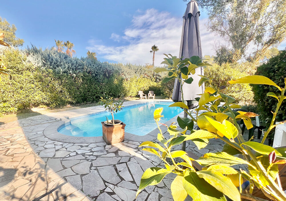 � vendre  Maison Saint-Rapha�l (83700)