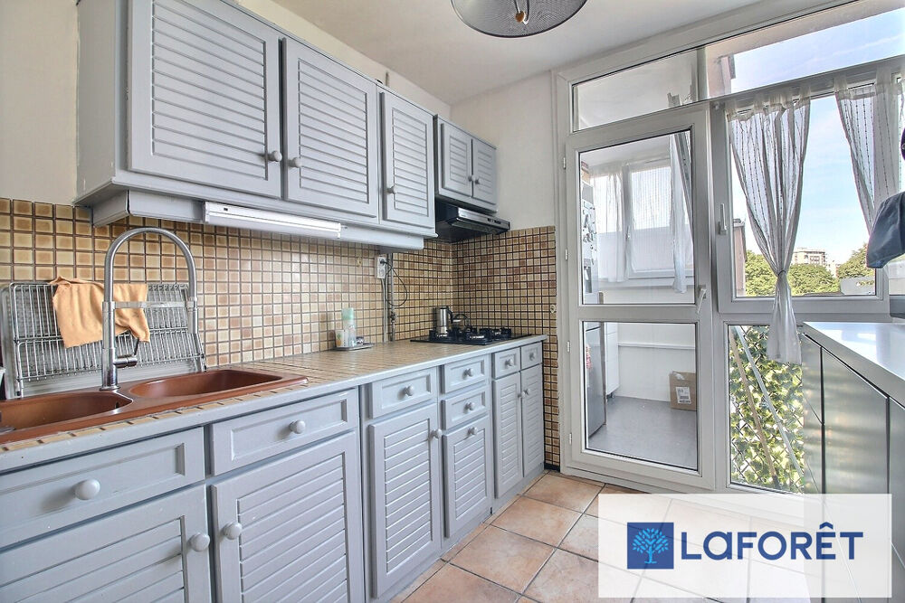 Vente Appartement APPARTEMENT 4 PIECES VENDU LOUÉ 73 m² à RIS ORANGIS Ris orangis