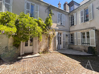  Appartement à louer 4 pièces 84 m²