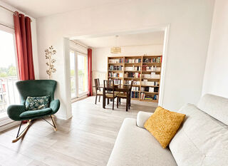  Appartement à louer 4 pièces 76 m²