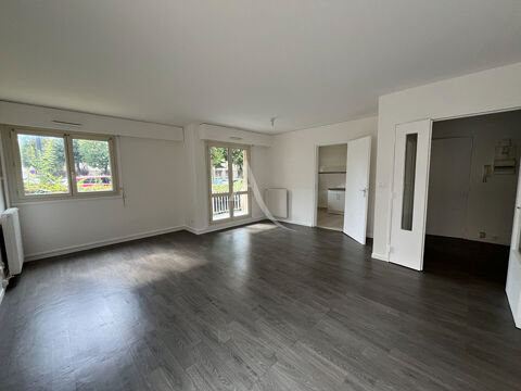  Appartement � louer 3 pi�ces 83 m�