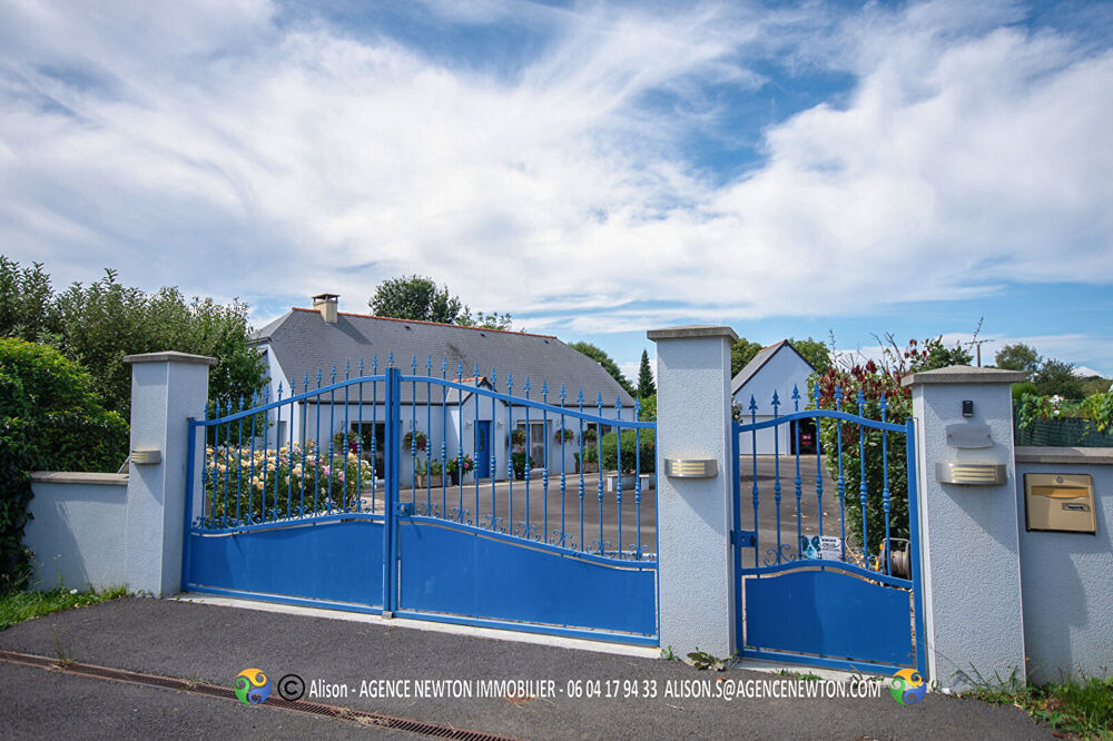 ILLE ET VILAINE, Les Portes du Coglais, près de Fougères. Maison plein pied 3 chs Etang privé, bois, champ, jardins, 1,4 hectar