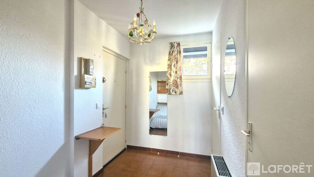 Appartement Frejus 1 pièce(s) 28m2 avec loggia fermée