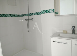  Immeuble à vendre 4 pièces 70 m²